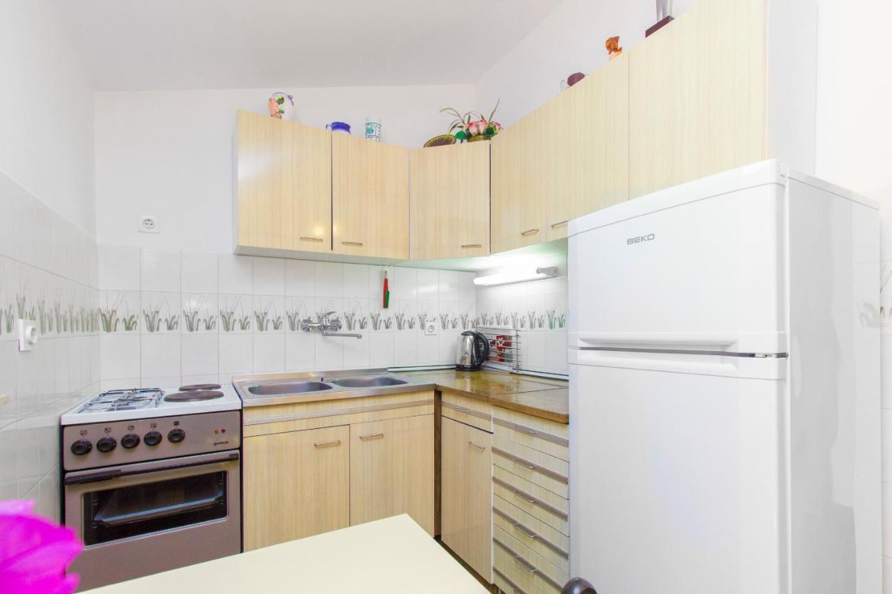 7 Olives Apartments Rogoznica  Extérieur photo